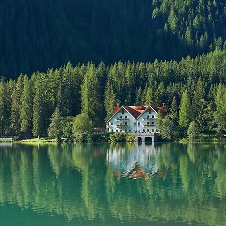Hotel Seehaus - Only Adults - Mountain Lake Resort Anterselva di Mezzo Kültér fotó